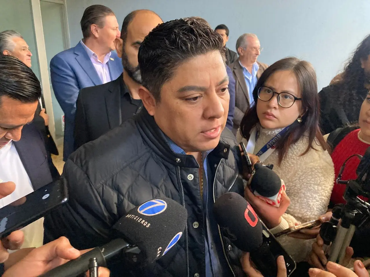 Gallardo explica pagos a Pensiones.