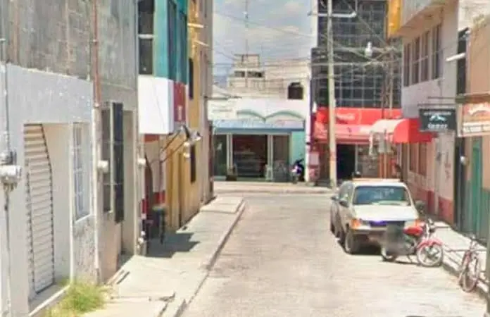 Muere hombre al caer de su propia altura, en un bar