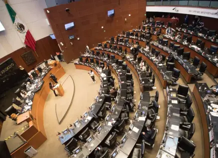 Senado ratifica 314 ascensos militares y marinos