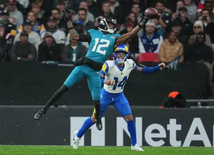 Travis Hunter operado con éxito de su rodilla derecha