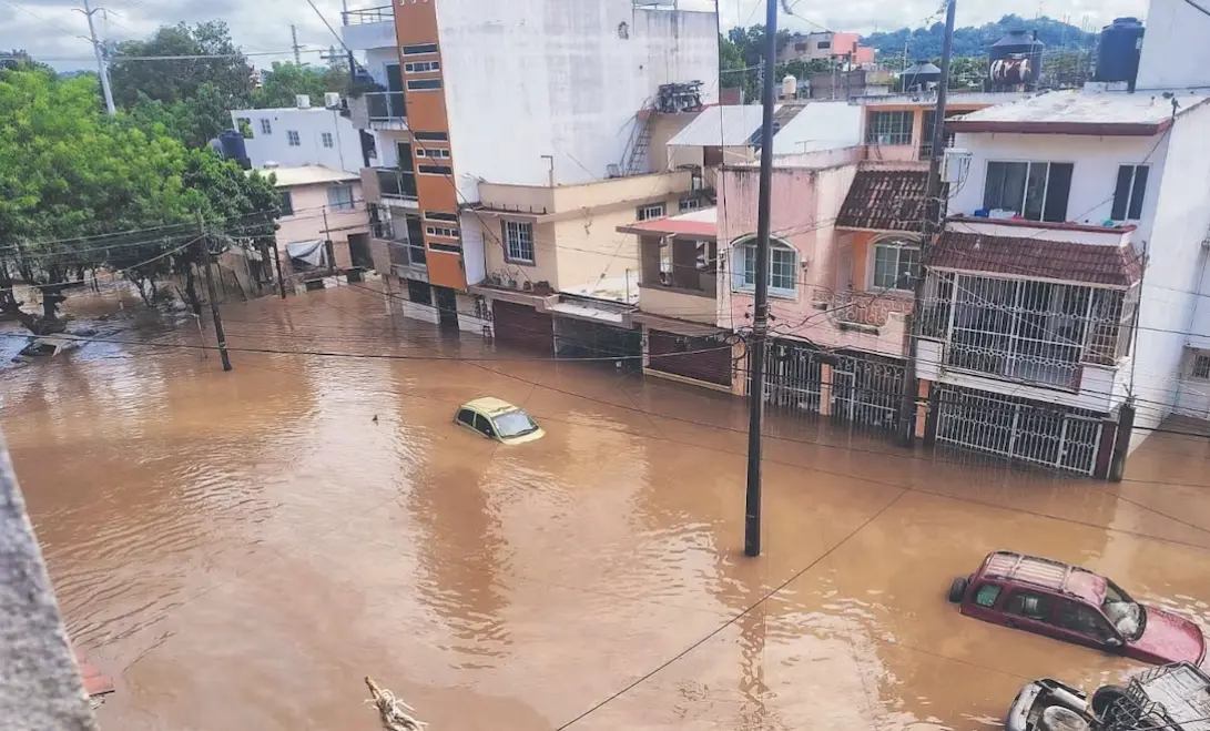 Veracruz exenta de impuestos a damnificados por lluvias e inundaciones