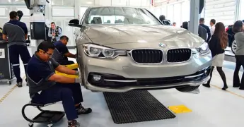 Mediar&aacute; STPS entre sindicato y BMW tras emplazamiento a huelga