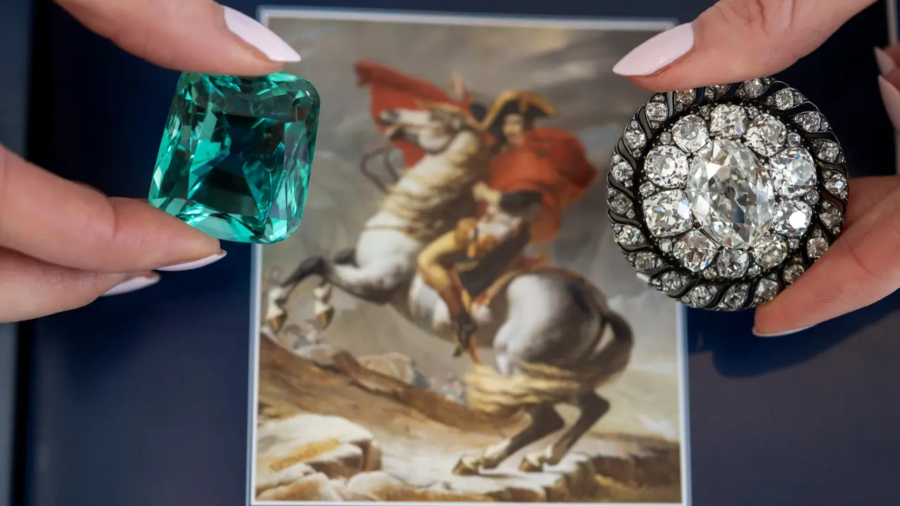 Broche de diamantes de Napoleón vendido en subasta en Ginebra