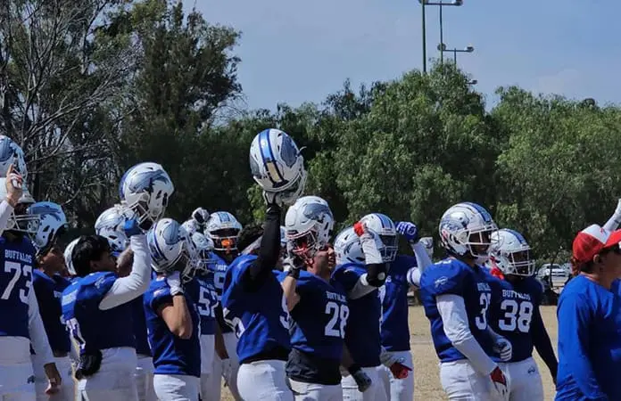 Buffalos de SLP siguen invictos