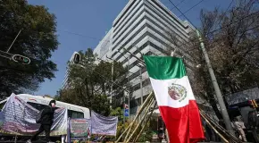 Cañeros levantan plantón 