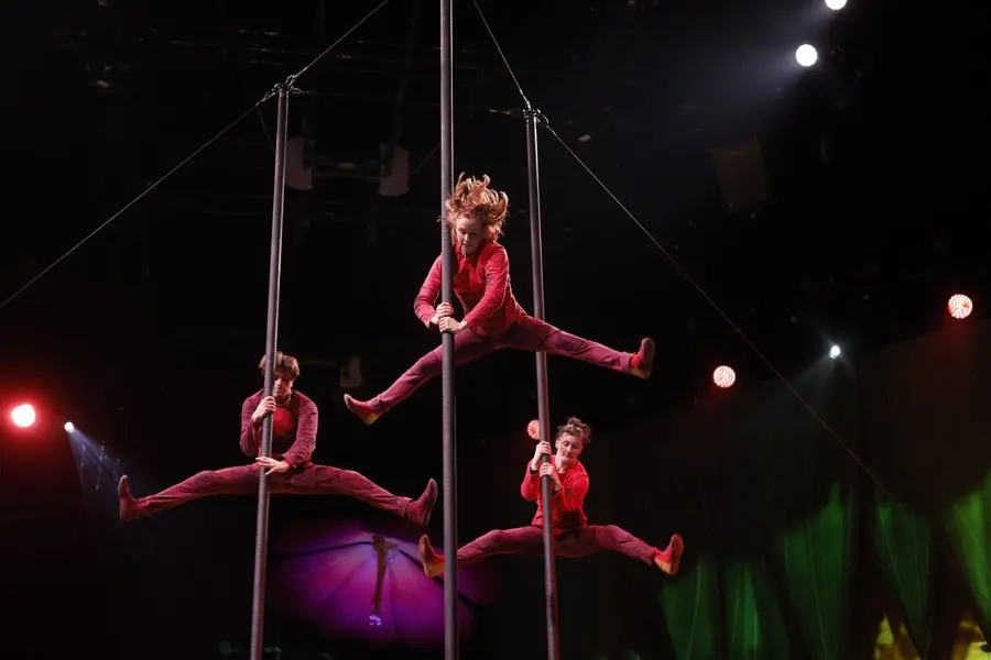 Cirque du Soleil deslumbra con acrobacias en México