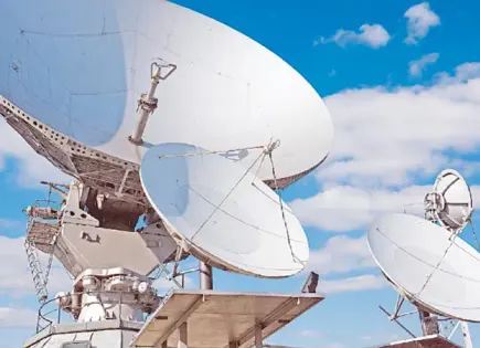 Empresas de telecomunicaciones y gobierno chocan por el costo del espectro radioeléctrico