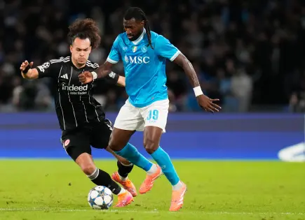 Frank Anguissa se une a lista de lesionados en Napoli