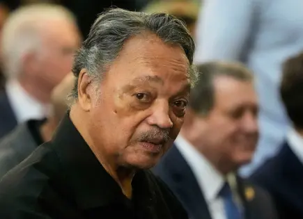 Jesse Jackson ingresado en hospital por enfermedad neurológica