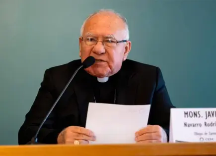 Obispo de Zamora revela amenazas a Grecia Quiroz en Uruapan