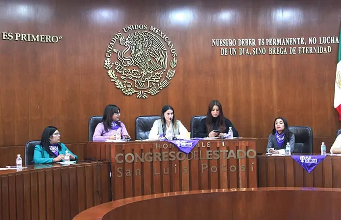 SLP enfrenta "mercados" de violencia digital contra mujeres