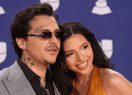 Ángela Aguilar y Christian Nodal protagonizan tenso momento en los Latin Grammy 2025