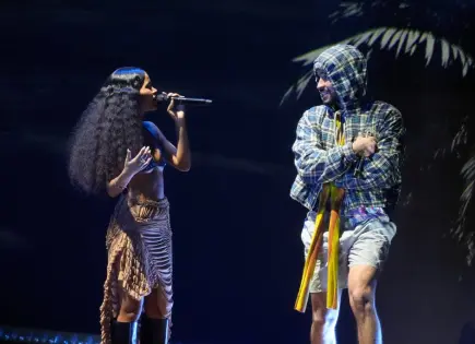 Bad Bunny desata quejas por La Casita en conciertos