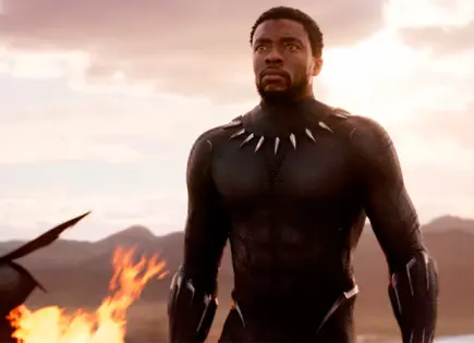 Chadwick Boseman recibirá estrella póstuma en el Paseo de la Fama de Hollywood