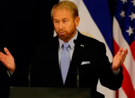 Embajador de EU elogia acción en Michoacán