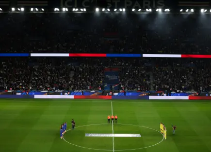 Francia y Ucrania guardan silencio por ataques terroristas en París