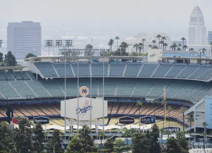 Funcionarios de Los Ángeles buscan frenar propuesta de teleférico en Dodger Stadium Funcionarios de Los Ángeles buscan frenar propuesta de teleférico en Dodger Stadium