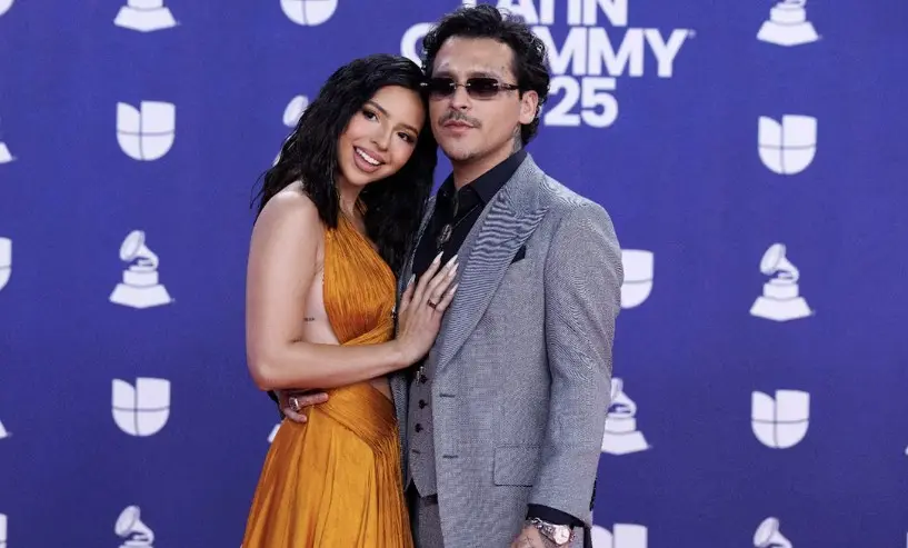 Nodal y Ángela reaparecen juntos y anuncian boda "muy mexicana"