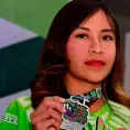 Presentaron playera y medalla de Maratón TV