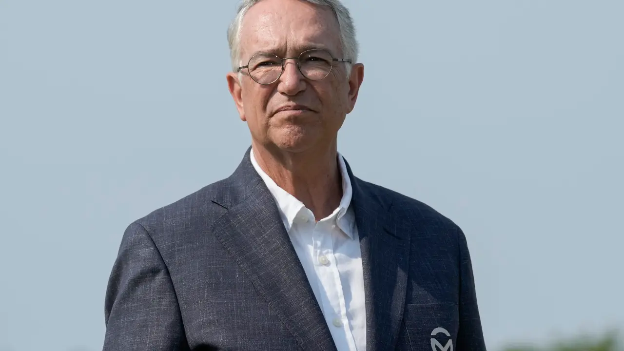 Conflicto entre Ricardo Salinas y el gobierno por impuestos