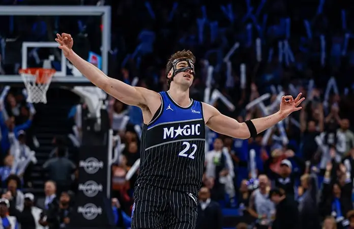 Triunfa el Magic ante los Nets