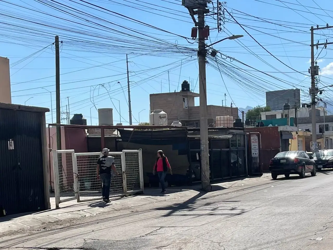 Muere hombre apuñalado en riña de pareja