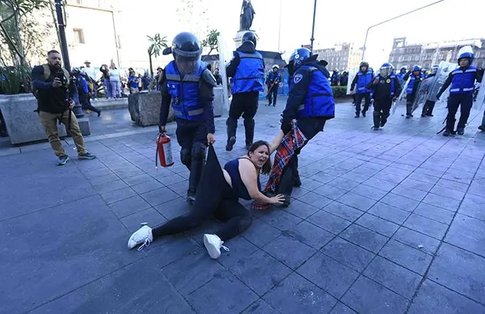 Pide C. Sheinbaum manifestarse en paz