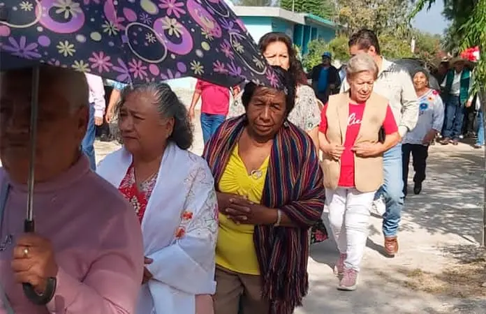 Celebran aniversario de dotación de tierras