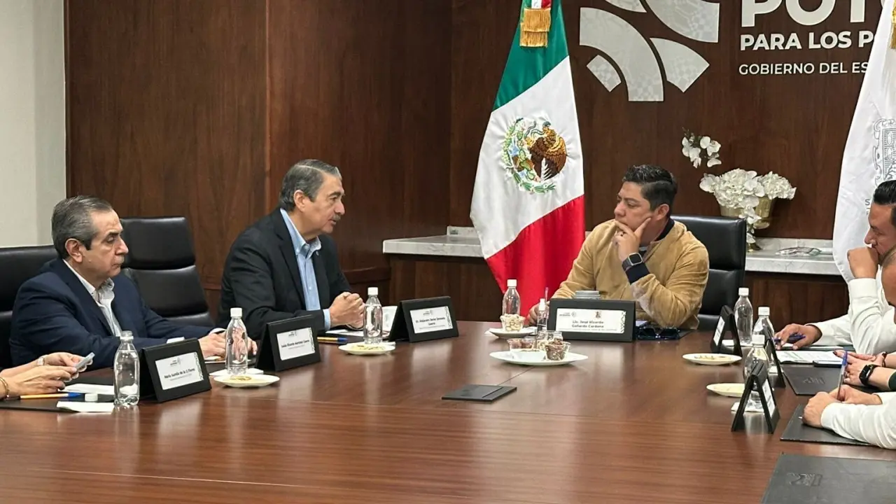 Liquida gobierno adeudo con la UASLP