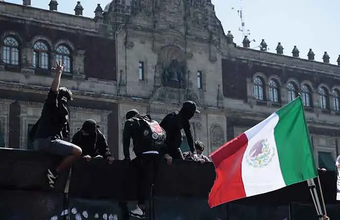 PAN acusa represión contra los jóvenes