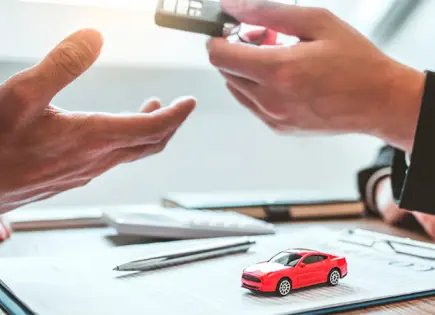 Kavak y Creditaria se unen para revolucionar el crédito automotriz en México