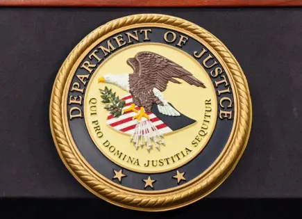 Líder neonazi admite plan de envenenar niños judíos en Nueva York