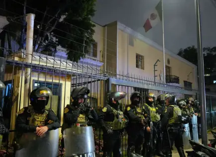 Relaciones Perú-México en tensión por asilo político a Betssy Chávez