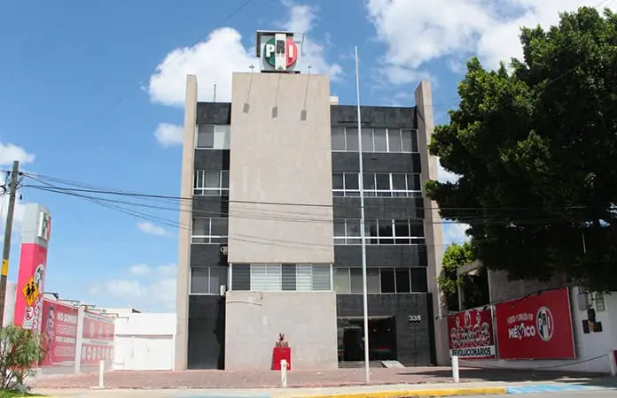 Anuncia PRI más despidos de personal