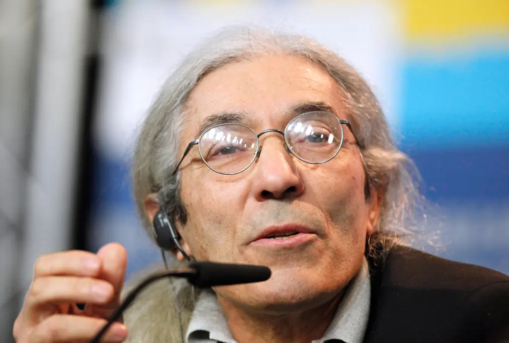 Boualem Sansal es recibido por Macron tras ser liberado en Argelia