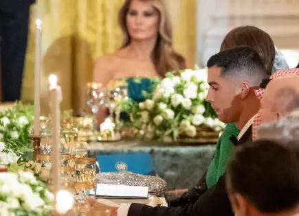 Cristiano Ronaldo presente en Cena de Gala en Casa Blanca con Príncipe Saudí