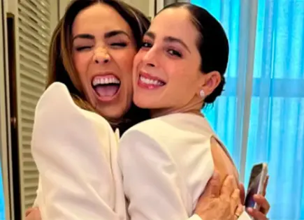 Emotivo reencuentro entre Jacky Bracamontes y Fátima Bosch en Miss Universo 2025