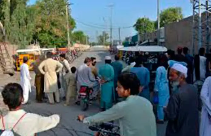 Fuerzas de Pakistán matan a insurgentes en redadas