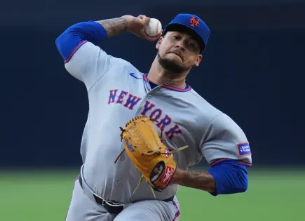 Los Mets de Nueva York dan de baja a Frankie Montás por contrato
