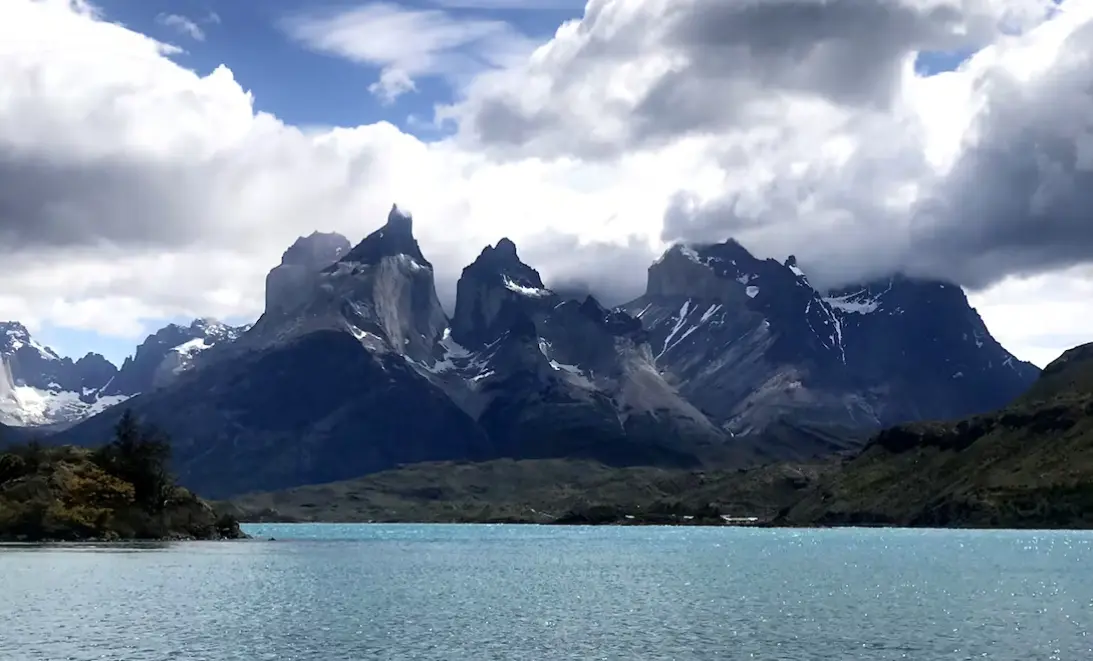México lamenta la muerte de dos senderistas en Torres del Paine