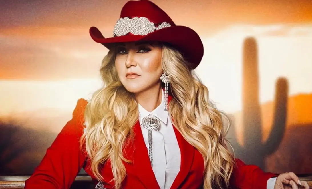 Alicia Villarreal desea "mucha paz" a Cruz Martínez en pleno proceso lega