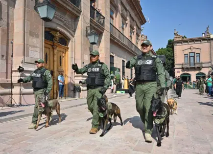 Desfile por la Revolución Mexicana en SLP