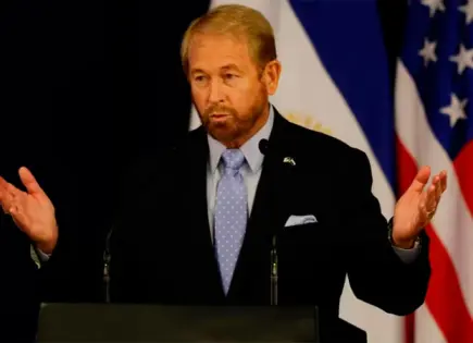 Embajada de EU recalca colaboración con México en tráfico de armas Embajada de EU recalca colaboración con México en tráfico de armas