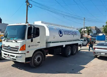 Interapas atiende el desabasto en Pozos