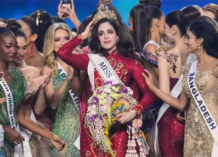 Coronación de Fátima Bosch en Miss Universo Tailandia