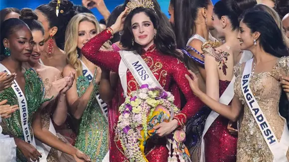 Coronación de Fátima Bosch en Miss Universo Tailandia
