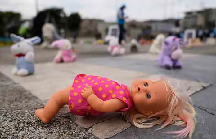 Juguetes hablan por niños abusados