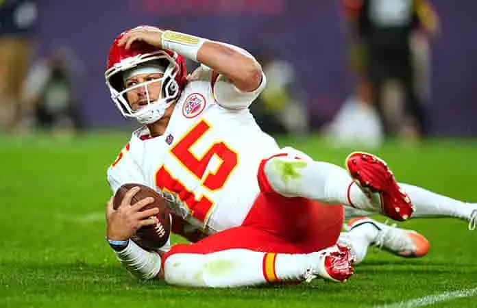 Mahomes y los Chiefs reciben a los indomables Colts