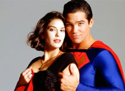 Teri Hatcher denuncia políticas de ICE en apoyo a latinos