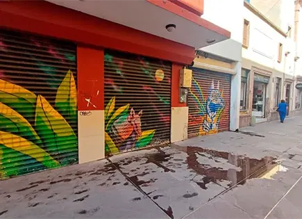 Nadie atiende fuga  de aguas negras